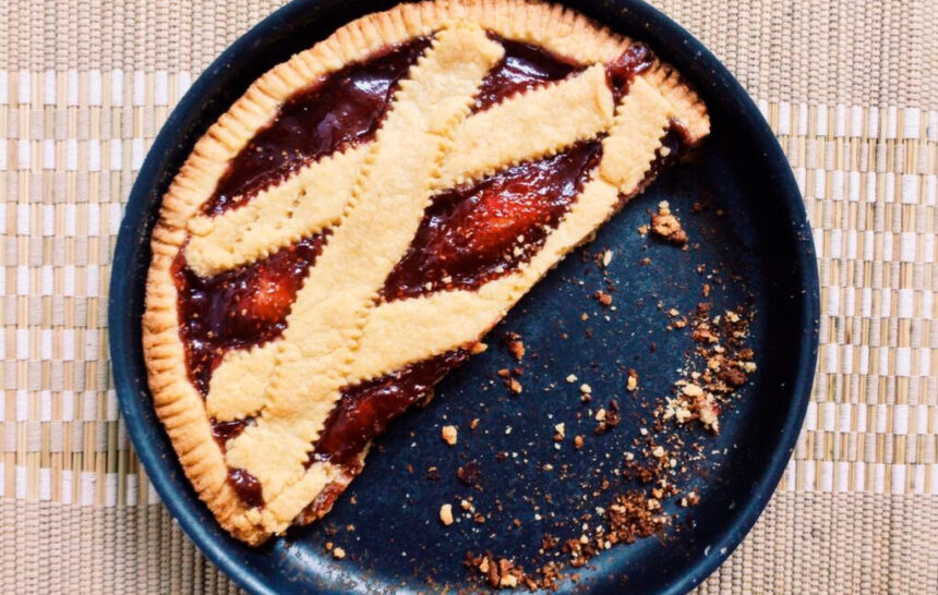 Crostata de mermelada de fresa