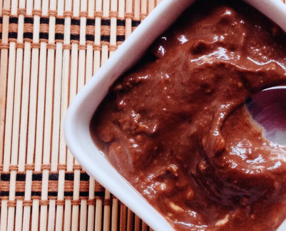 Mousse de chocolate y aguacate